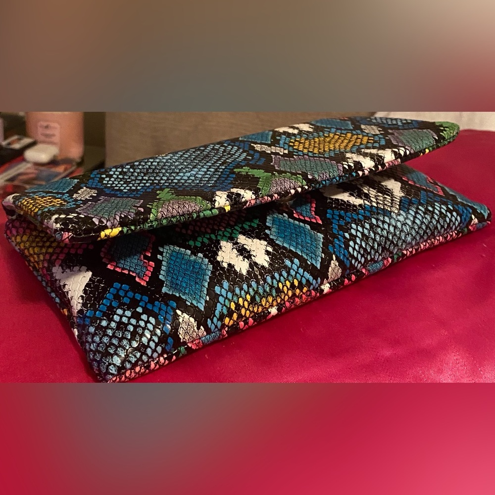 Steve Madden BSUBLIME RAINBOW CLUTCH